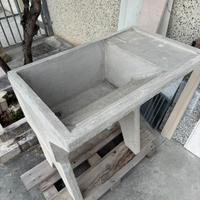 Lavatoio in cemento vibrato