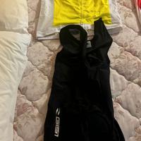 ABBIGLIAMENTO E ACCESSORI PER BICICLETTA