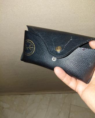 Due occhiali ray ban  ORIGINALI ..!!!!