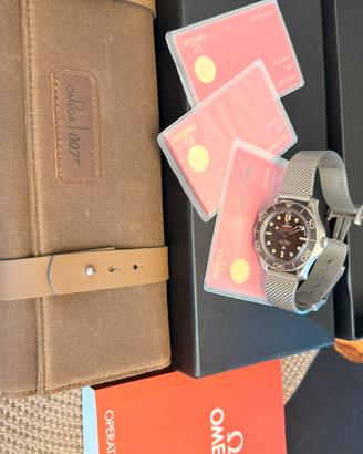 Omega Seamaster 300m 007 bracciale titanio