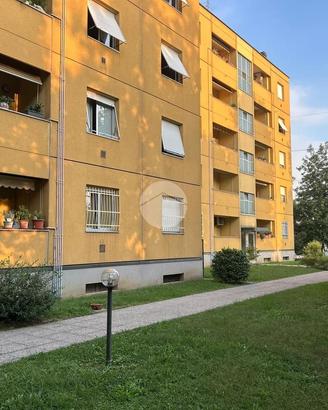 3 LOCALI A SEREGNO