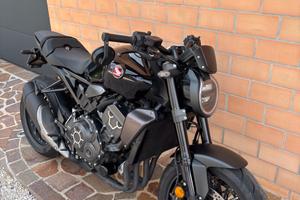 Honda CB 1000R Black Edition
