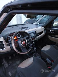 FIAT 500L living lounge