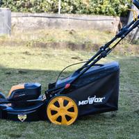TAGLIAERBA A BATTERIA MOTORIZZATO