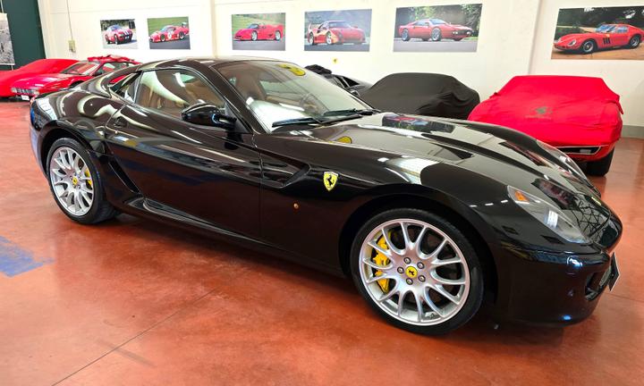 Ferrari 599 GTB Fiorano F1 carboceramici