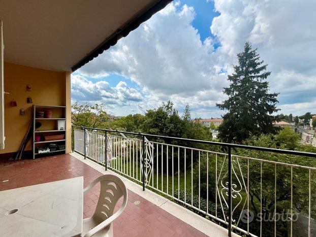 Paradiso:5 locali con balcone e terrazzo