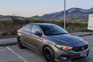 Fiat tipo 2016