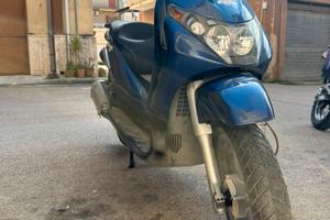 Piaggio Beverly 200 anno 2002
