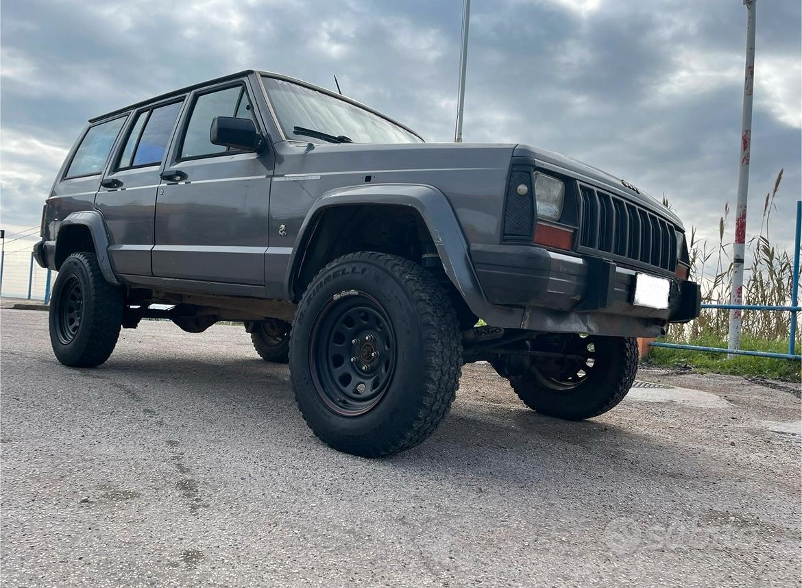 Jeep Cherokee