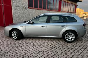 Alfa Romeo 159 SW 2.0jtdm Sportwagon 170CV. 7-2011