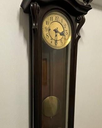 Orologio a pendolo da parete in legno – classico