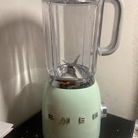 Frullatore da tavolo Smeg anni 50 verde acqua