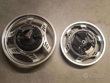 Coppia ruote per Honda VF 400 NC 13