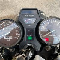 Moto Suzuki