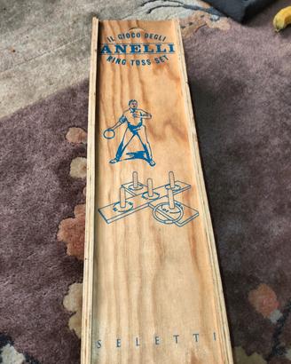 gioco degli anelli Seletti 