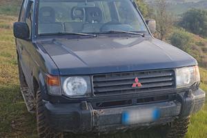 mitsubishi pajero v20 