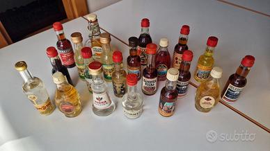 21 miniature di liquore da collezione