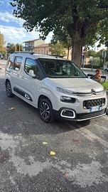 Berlingo 2019  m shine 130cv