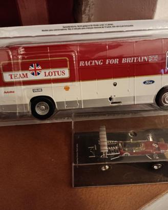 Racing car transporter Team Lotus+F1 Lotus 49