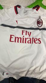 Divisa Milan 2016-2017 L