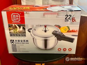 Pentola a Pressione in Acciaio Inox 6L - Mai usata