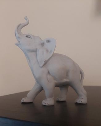 Elefante in Porcellana di Capodimonte 