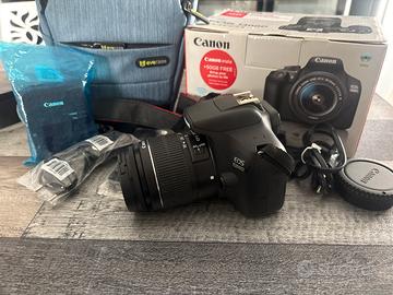 Reflex EOS 1300 D con componenti e custodia