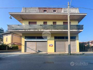 MULTILOCALE A CASTREZZATO