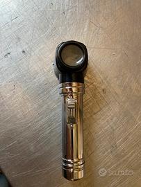 Lenti d ingrandimento retoilluminate