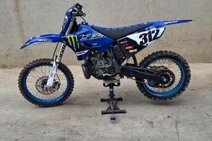 yamaha yz 250 motore nuovo leggere