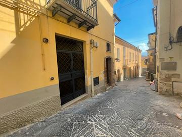 Appartamento arredato - Traversa C.so Garibaldi