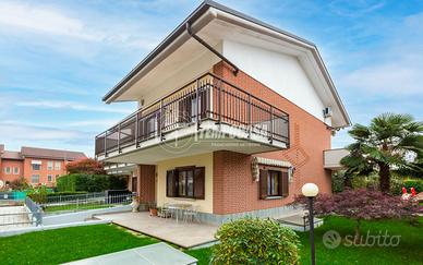 VILLA a SCHIERA con GIARDINO PRIVATO e BOX AUTO DO