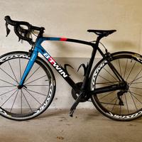 Bici da corsa / strada B’Twin Ultra CF 920