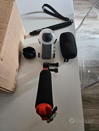 Insta 360 4k + Pack Subacqueo e Sdhc 256GB