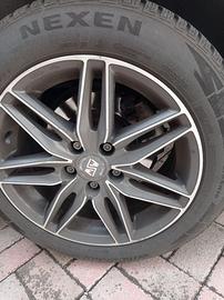 SET GOMME DA NEVE NUOVE CON CERCHI IN LEGA