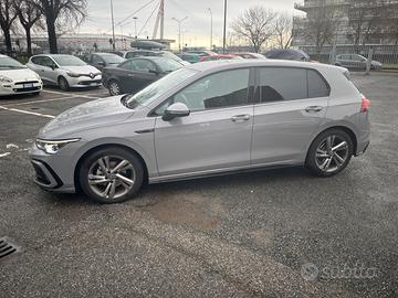 Golf 8 r line