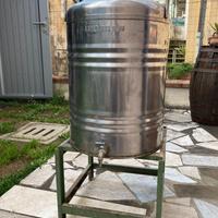 Recipiente in acciaio inox con rialzo in ferro
