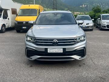 VOLKSWAGEN Tiguan 2.0 TSI DSG 4MOTION R-Line