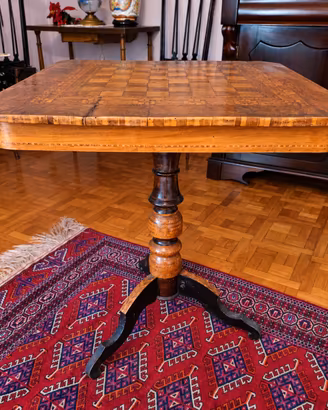 **Tavolino da gioco scacchi e dama, intarsiato