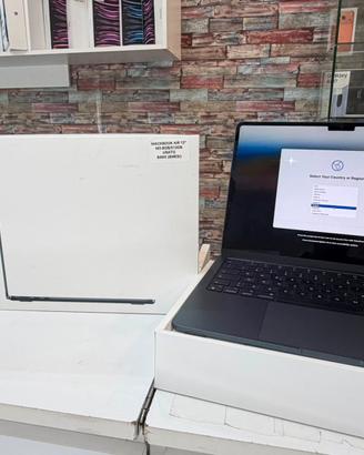 MACBOOK AIR 13.6" M3 2024 8GB/512GB CON GARANZIA