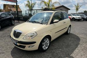 Lancia Ypsilon 1.2 benzina allestimento Oro