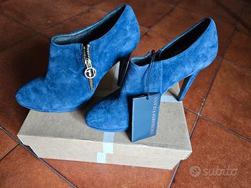 stivaletti scamosciati trussardi
