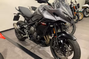 TRIUMPH Tiger Sport 800 SPORT