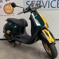 Vespa GTS 300 Super Racing Sixties Hpe
