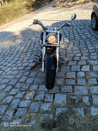 Custom stile Harley Honda VTX