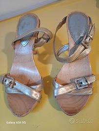 sandali Guess