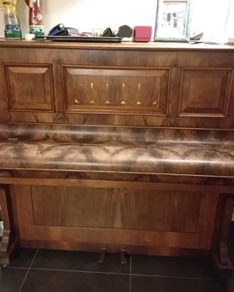 Pianoforte a parete