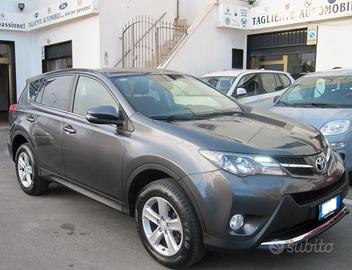 TOYOTA RAV4 2.0 d 2WD 91 kw 123 cv- 2013