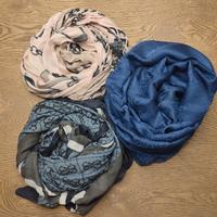 foulard GUESS