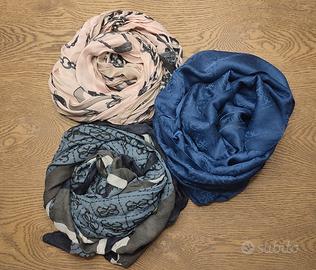 foulard GUESS